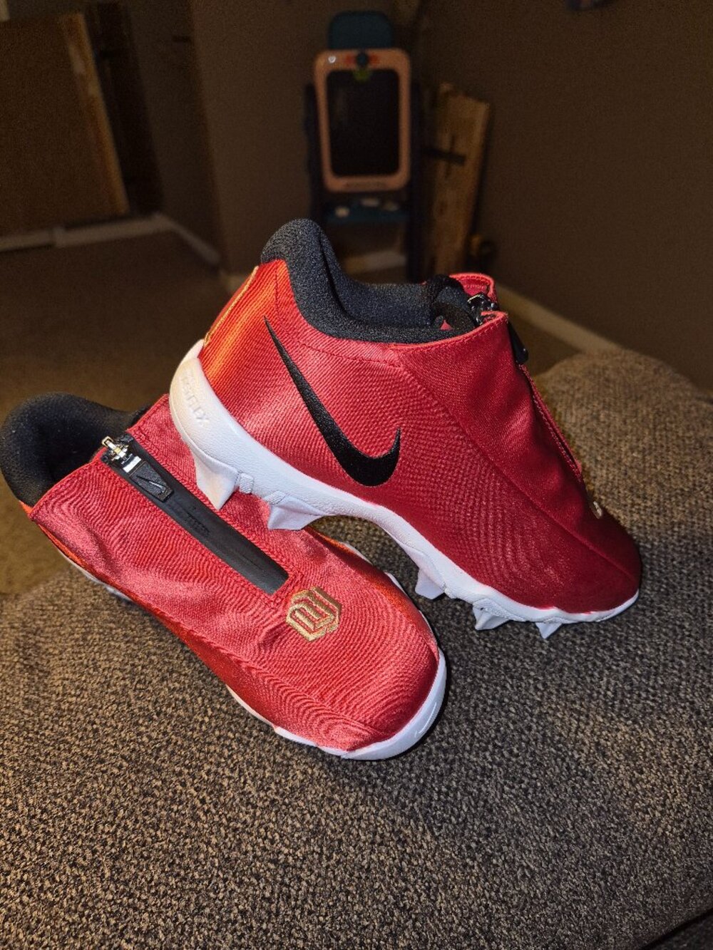 Nike youth football cleats NWOT